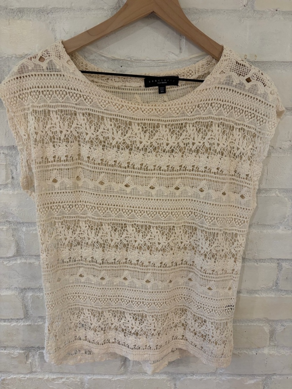 Sanctuary Crochet Openwork Top in Cream
(B6)